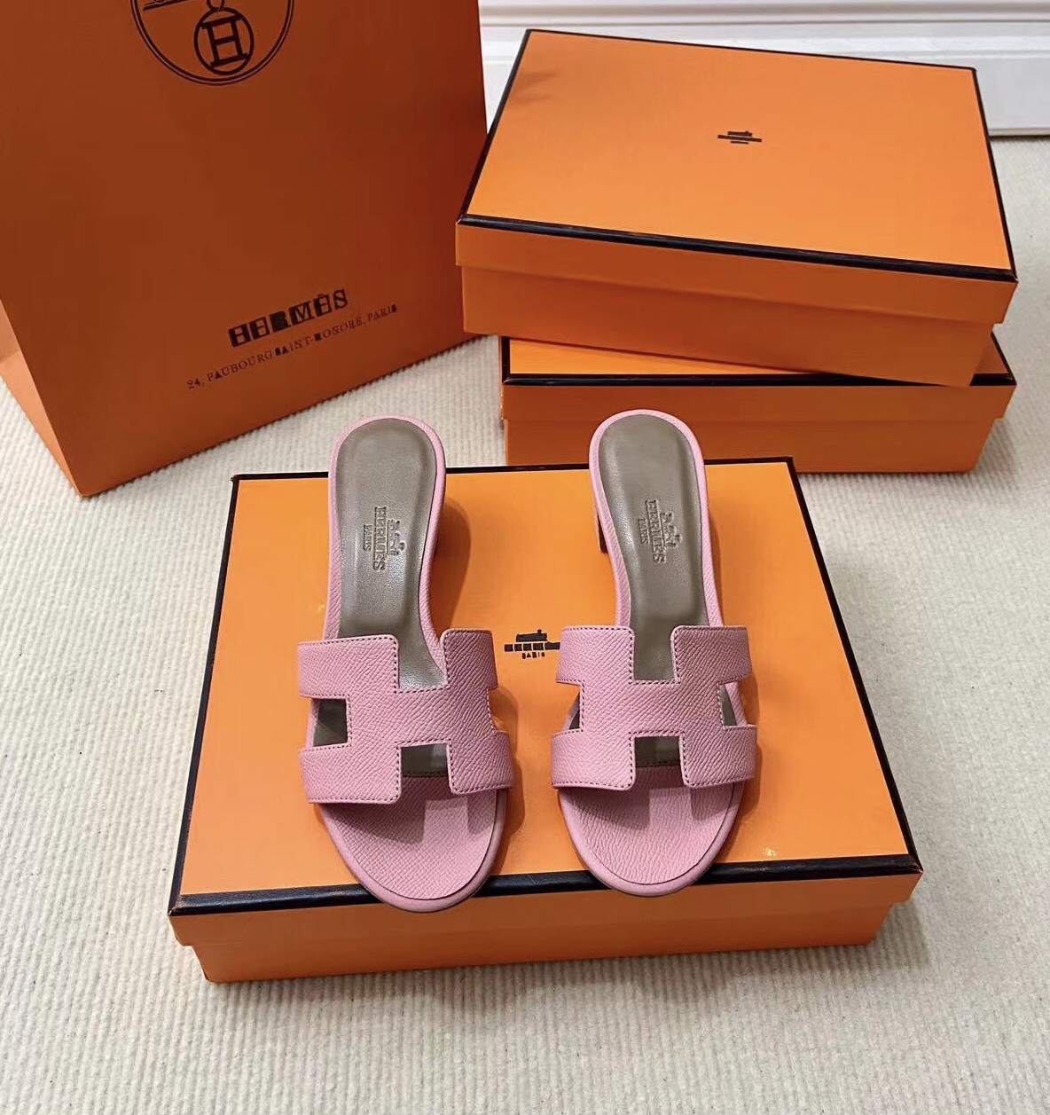 에르메스 올수공 오아시스 슬리퍼 샌들 앱송 45